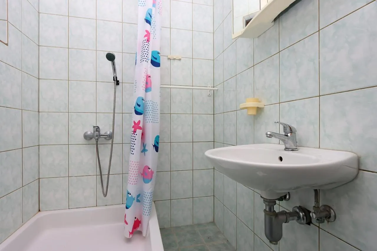 Apartments And Rooms With Parking Space Selce, Crikvenica - 2362 Selce