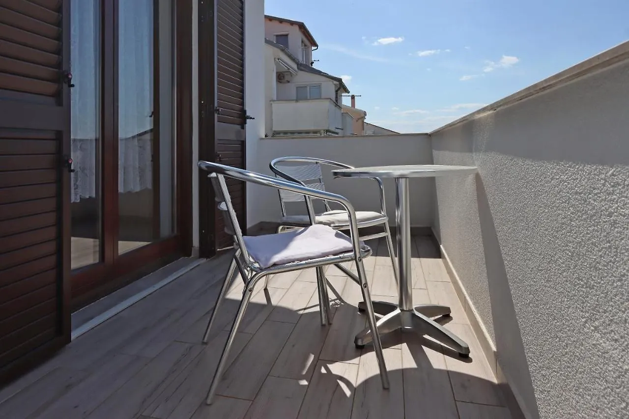 Apartments And Rooms With Parking Space Selce, Crikvenica - 2362