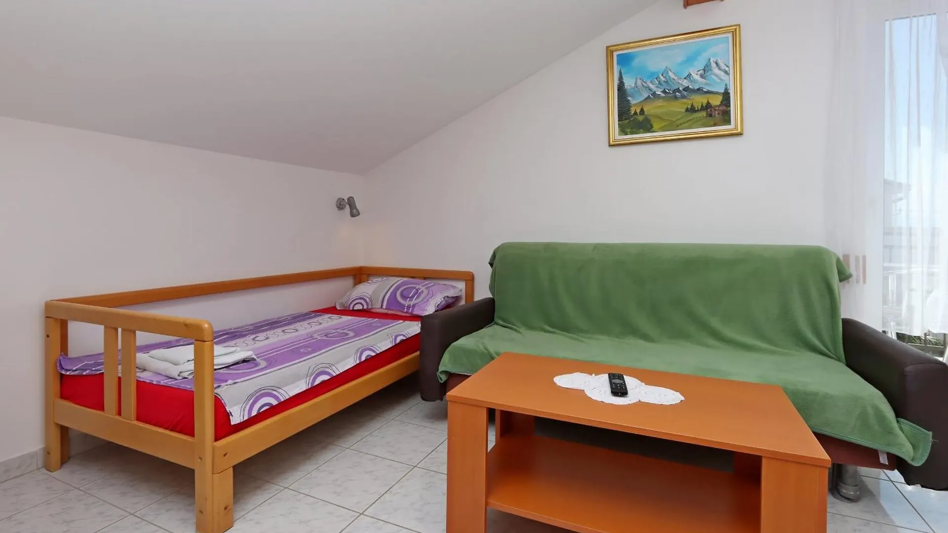Gasthuis Apartments And Rooms With Parking Space Selce, Crikvenica - 2362